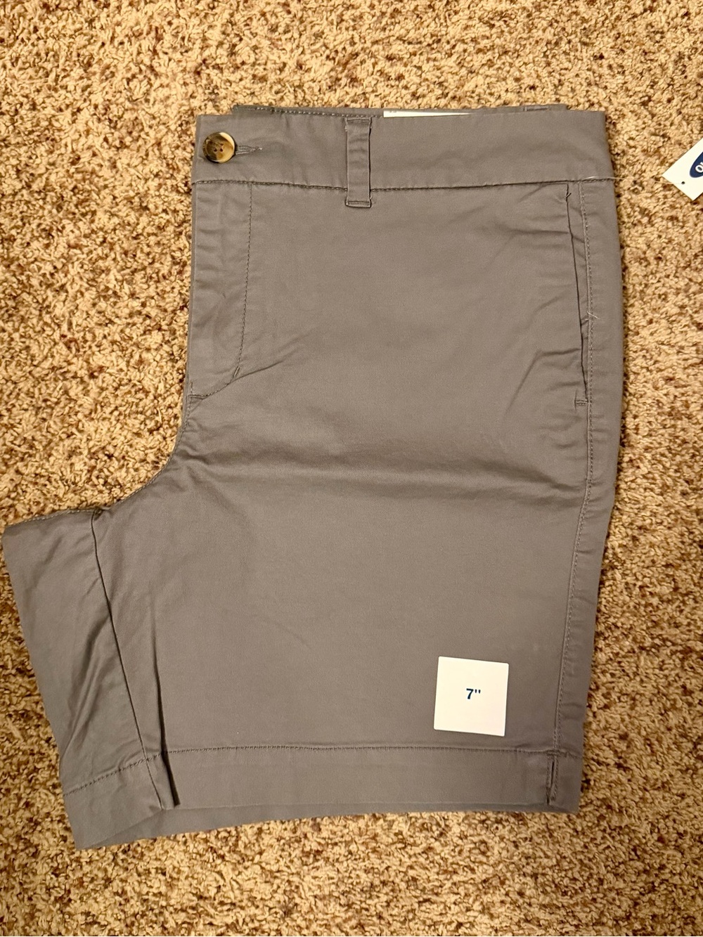 (4) PAIR - Old Navy Women’s Pink 7" Bermuda Shorts - Picture 3 of 6